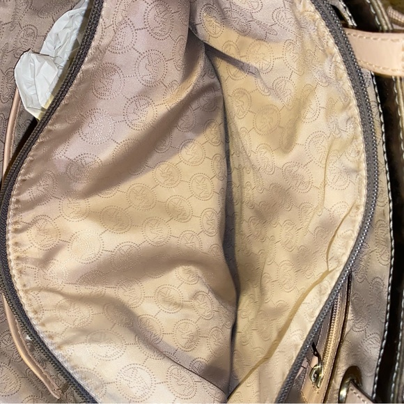 Michael Kors Pewter Tote/Purse - Picture 8 of 10